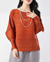 Elegant Plissé Long-Sleeve Top